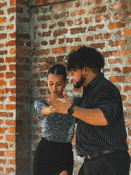 Salsa dance lesson